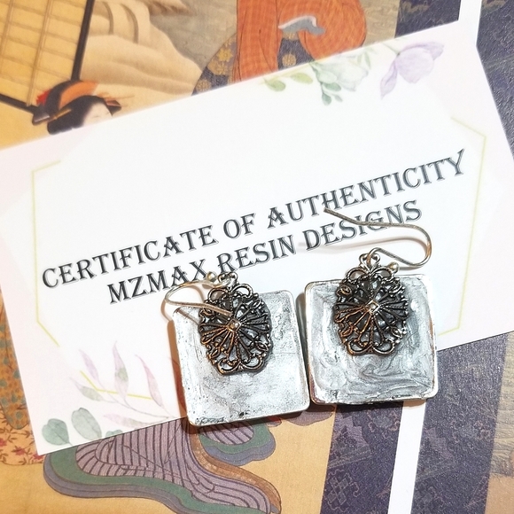 MzMax Resin Designs Natural Purple Lavender Earrings - Picture 5 of 8